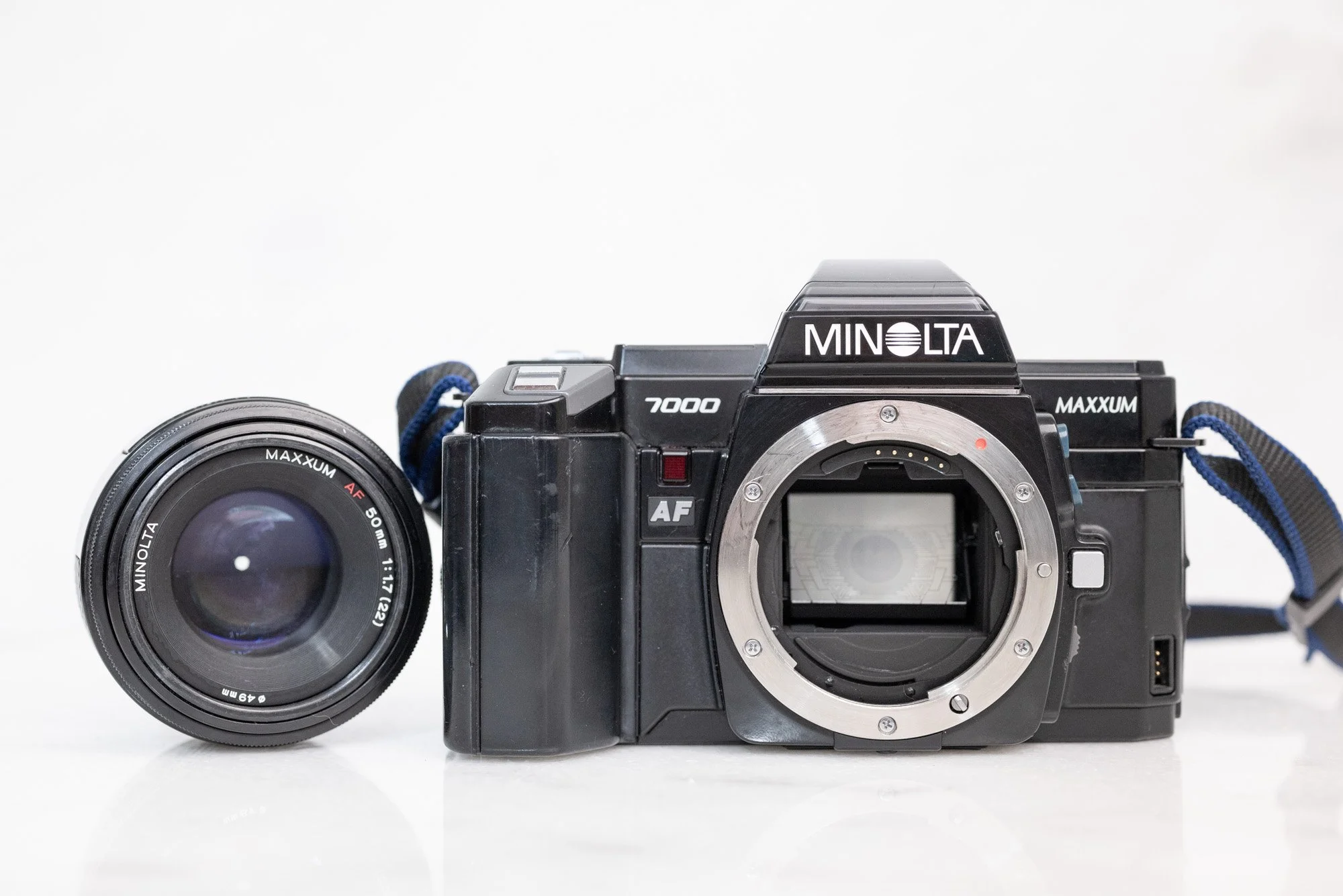 α7000 MINOLTA 500px-